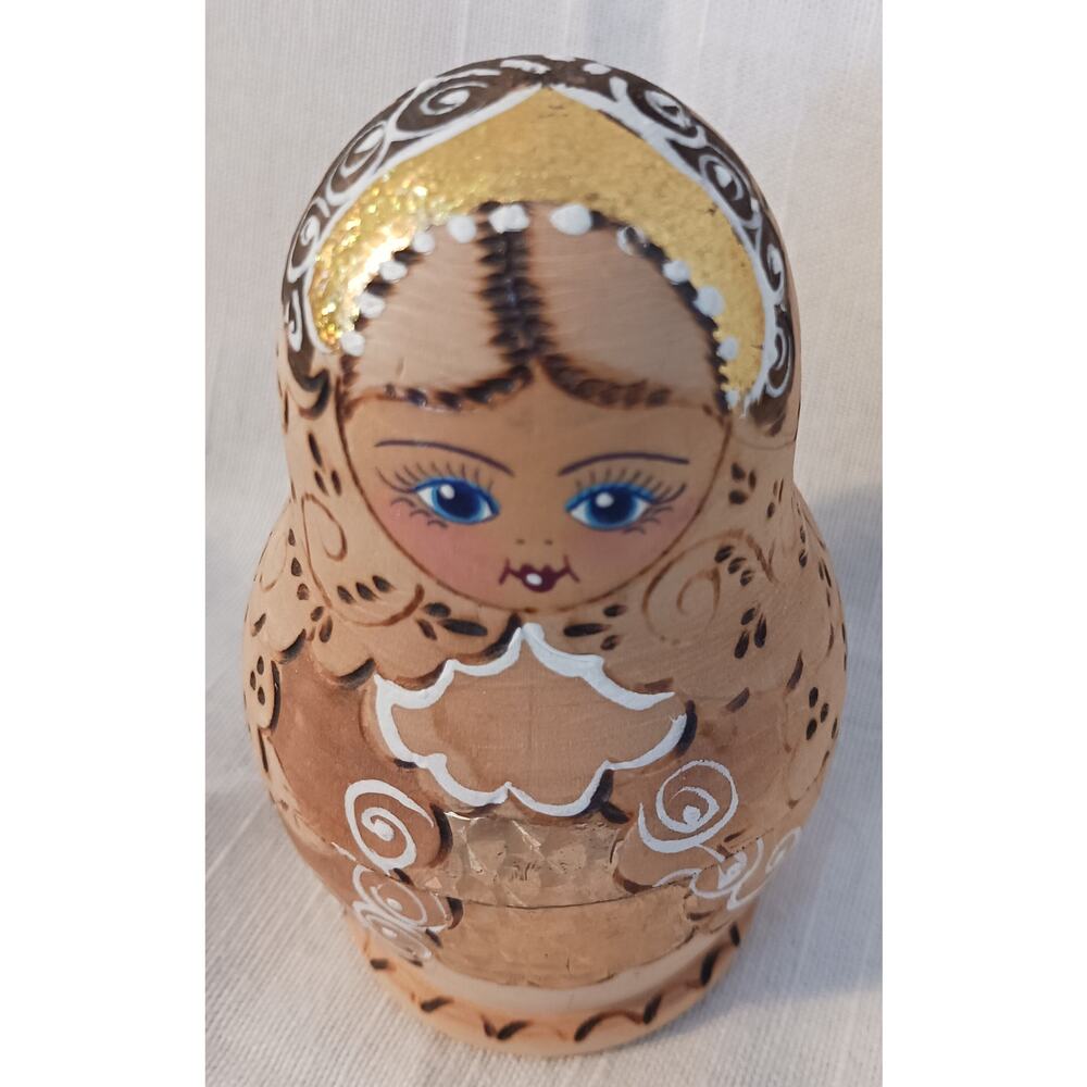 Vintage Matryoshka Matrushka Doll ONE PIECE ONLY 3.5 inches Gold EUC